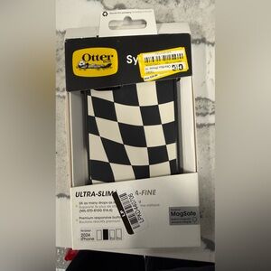 iPhone 16 plus OtterBox Checkerboard Slim Case - Black & White